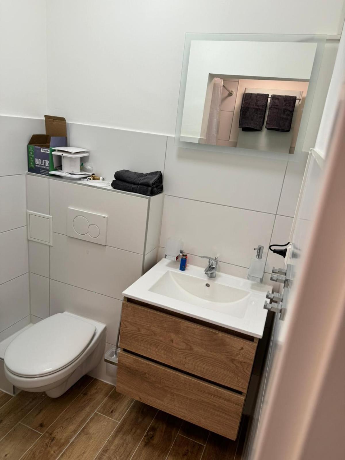 Studio Zimmer In Innenstadt Карлсруе Екстер'єр фото